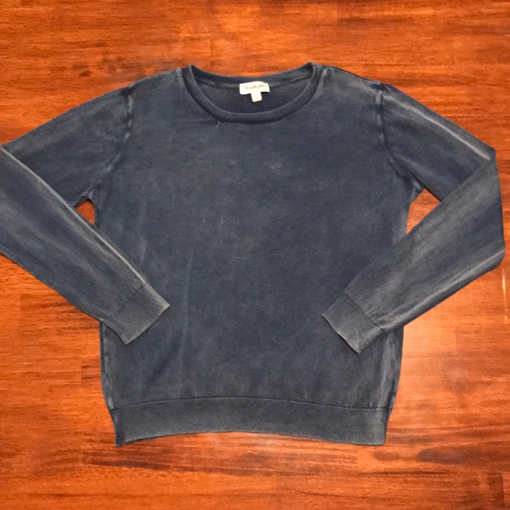 Crew neck